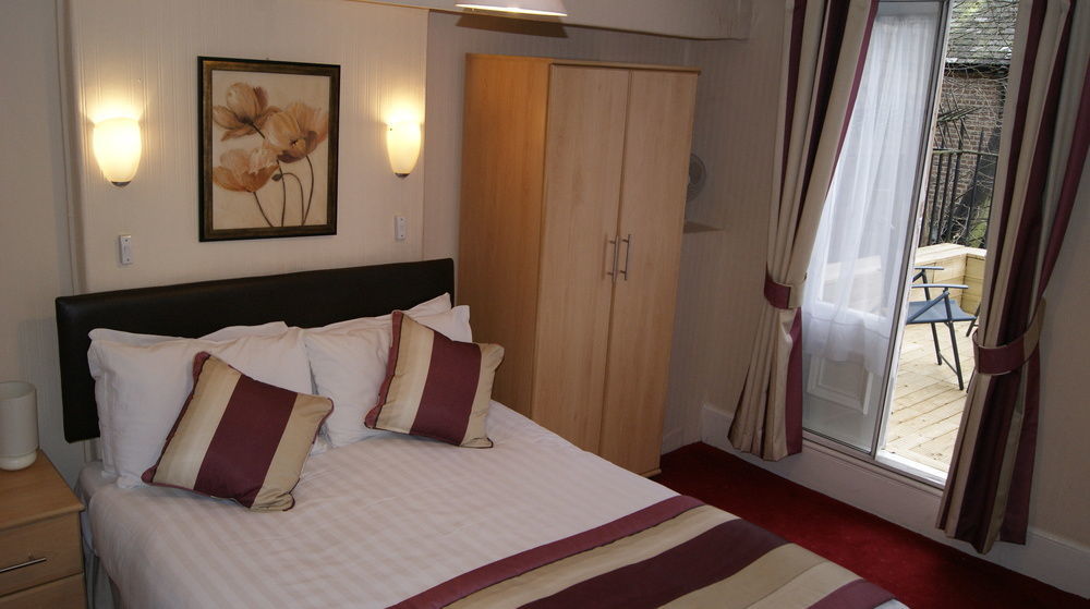 Parkwood Hotel Лондон Экстерьер фото